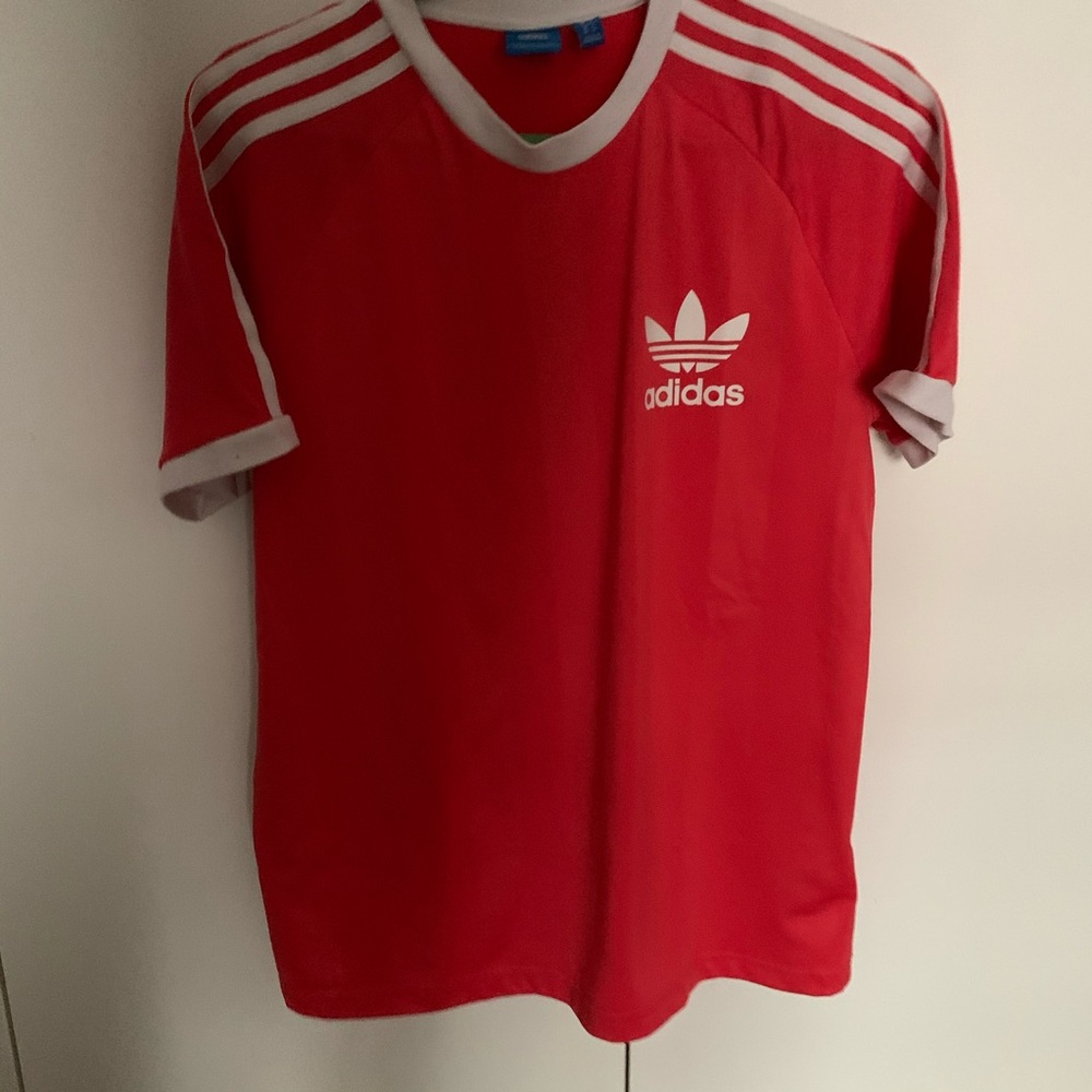 Adidas top